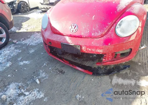 2013 Volkswagen Beetle из США, поврежденный, VIN 3VWJP7AT7DM607966